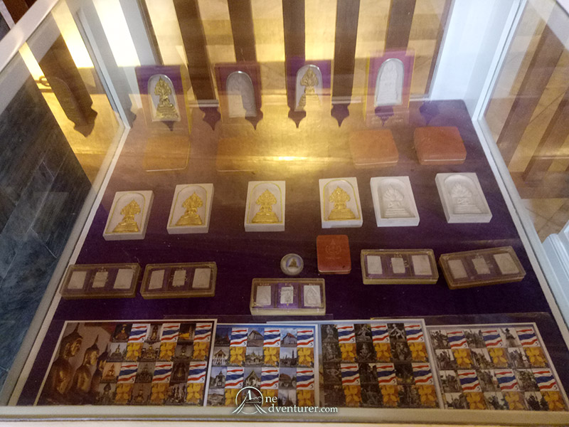 amulets in wat pho museum