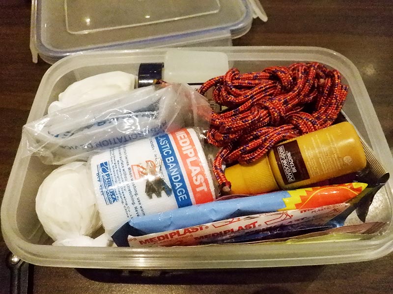 hiking first aid kit list